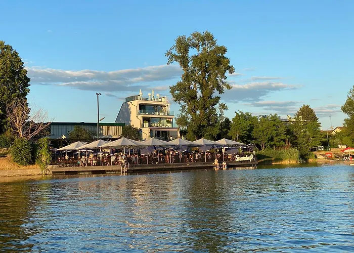 U1 Alte Donau Old Danube 2 * Vídeň